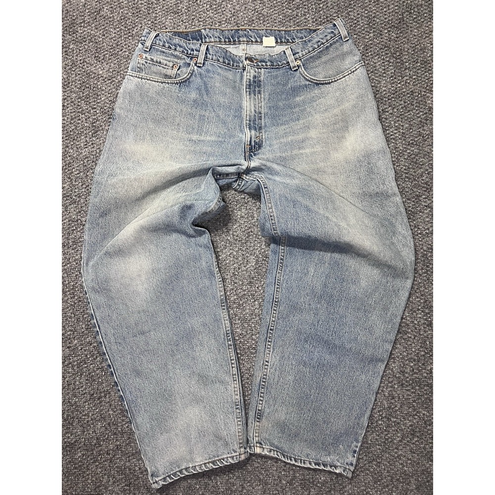 Levi's Vintage 570 Baggy Fit Jeans Mens 38x30 Blue Light Wash